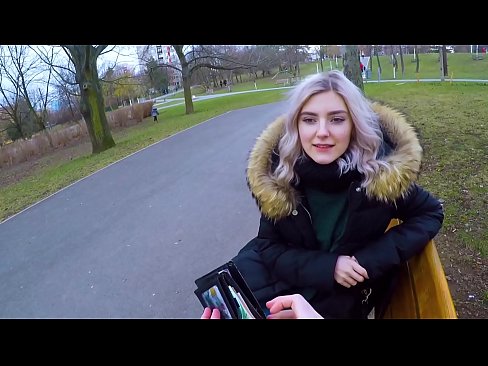❤️ Shlogtar cum te strainséir ar airgead - blowjob sa pháirc le Eva Elfie ☑  Porn  linn ❌️
